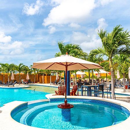 The Ritz Village (Adults Only) Вилемстад Екстериор снимка