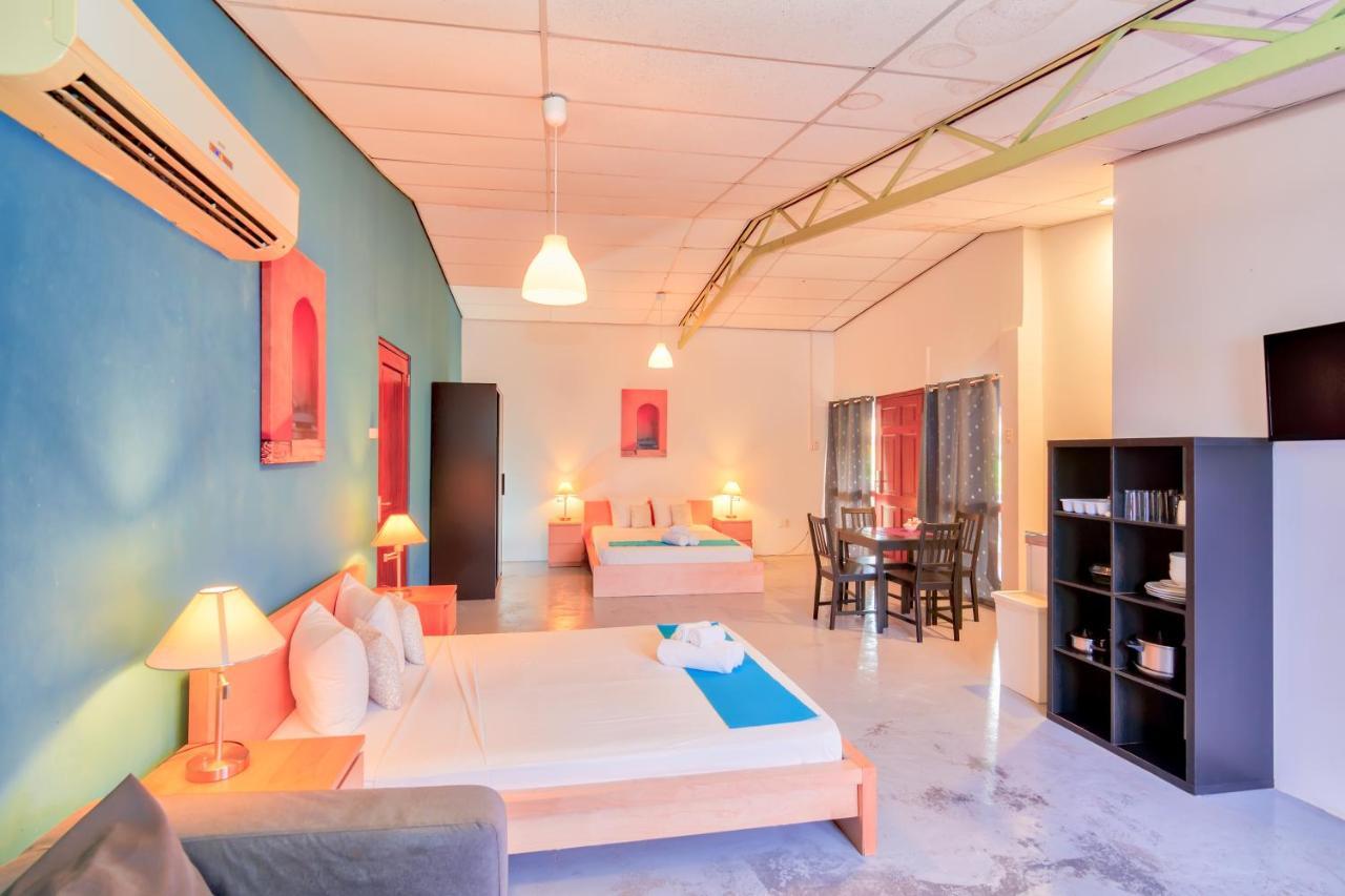 The Ritz Village (Adults Only) Вилемстад Екстериор снимка