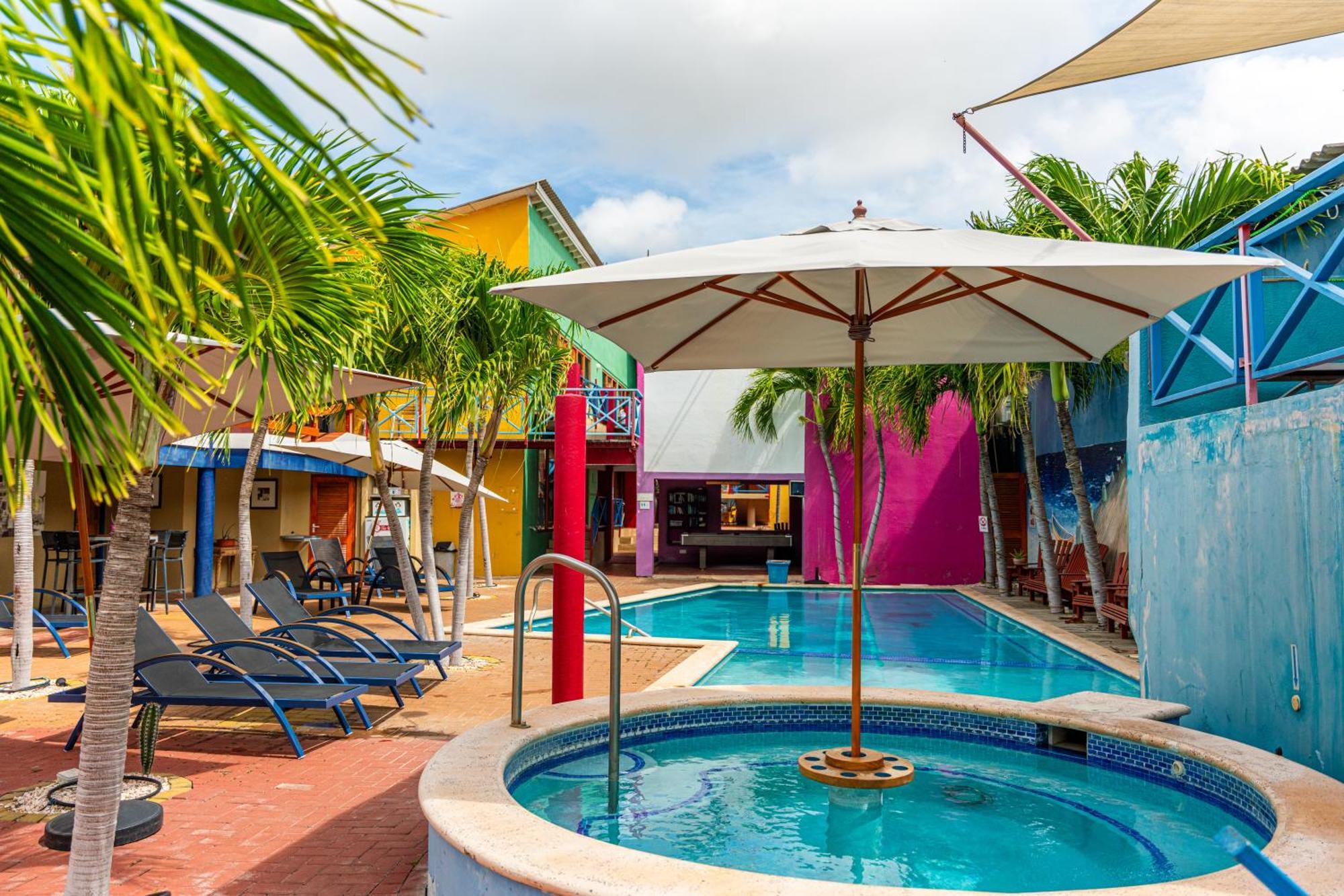 The Ritz Village (Adults Only) Вилемстад Екстериор снимка