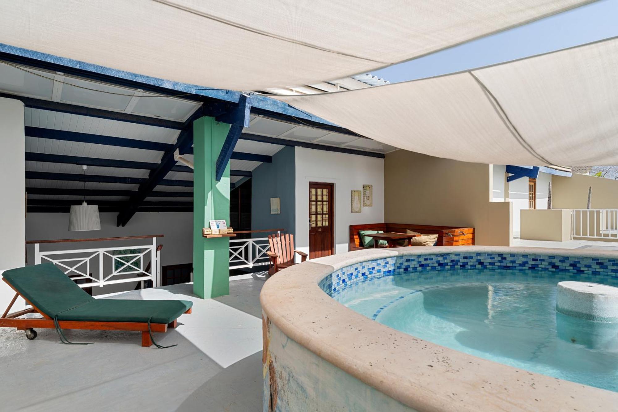 The Ritz Village (Adults Only) Вилемстад Екстериор снимка