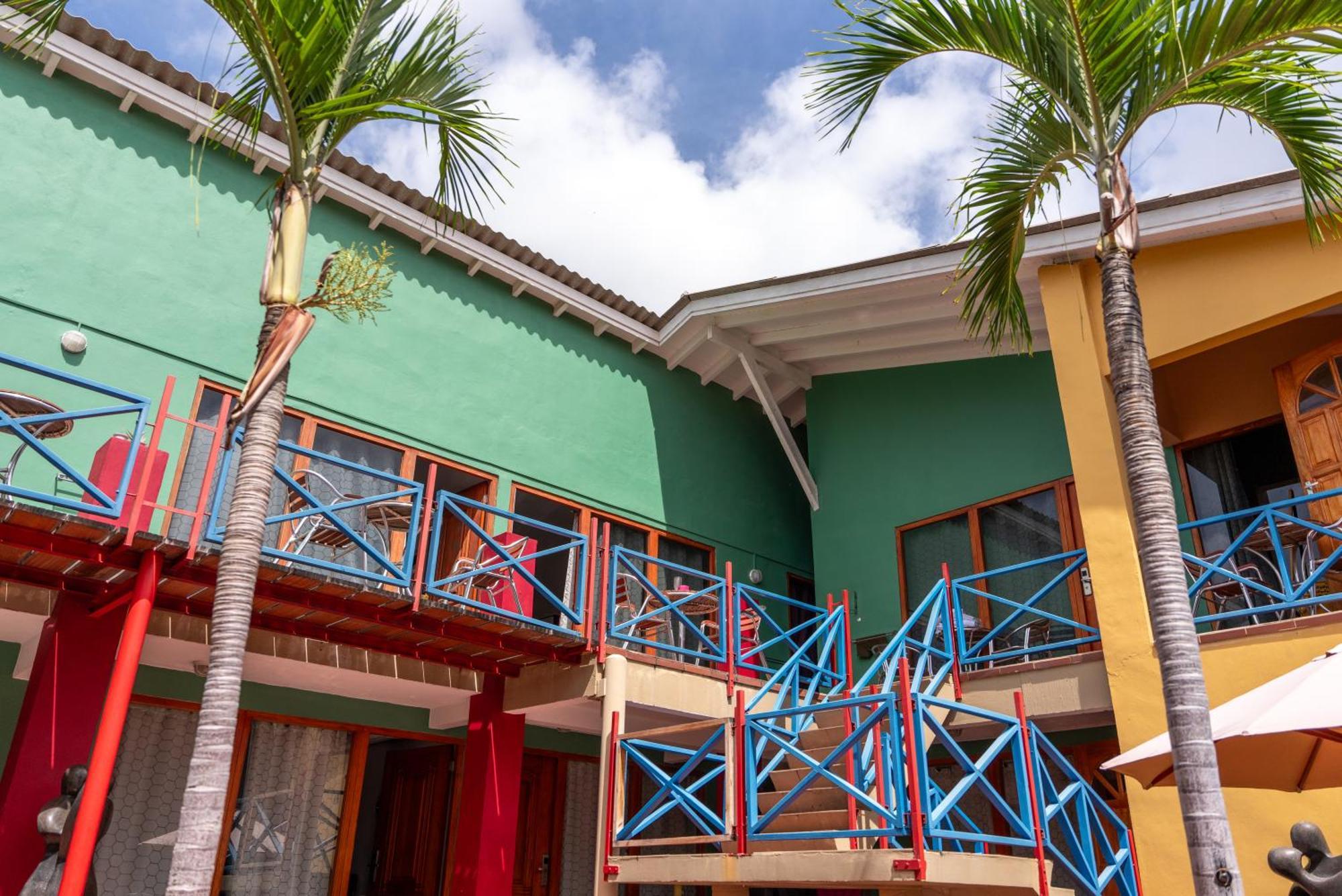 The Ritz Village (Adults Only) Вилемстад Екстериор снимка