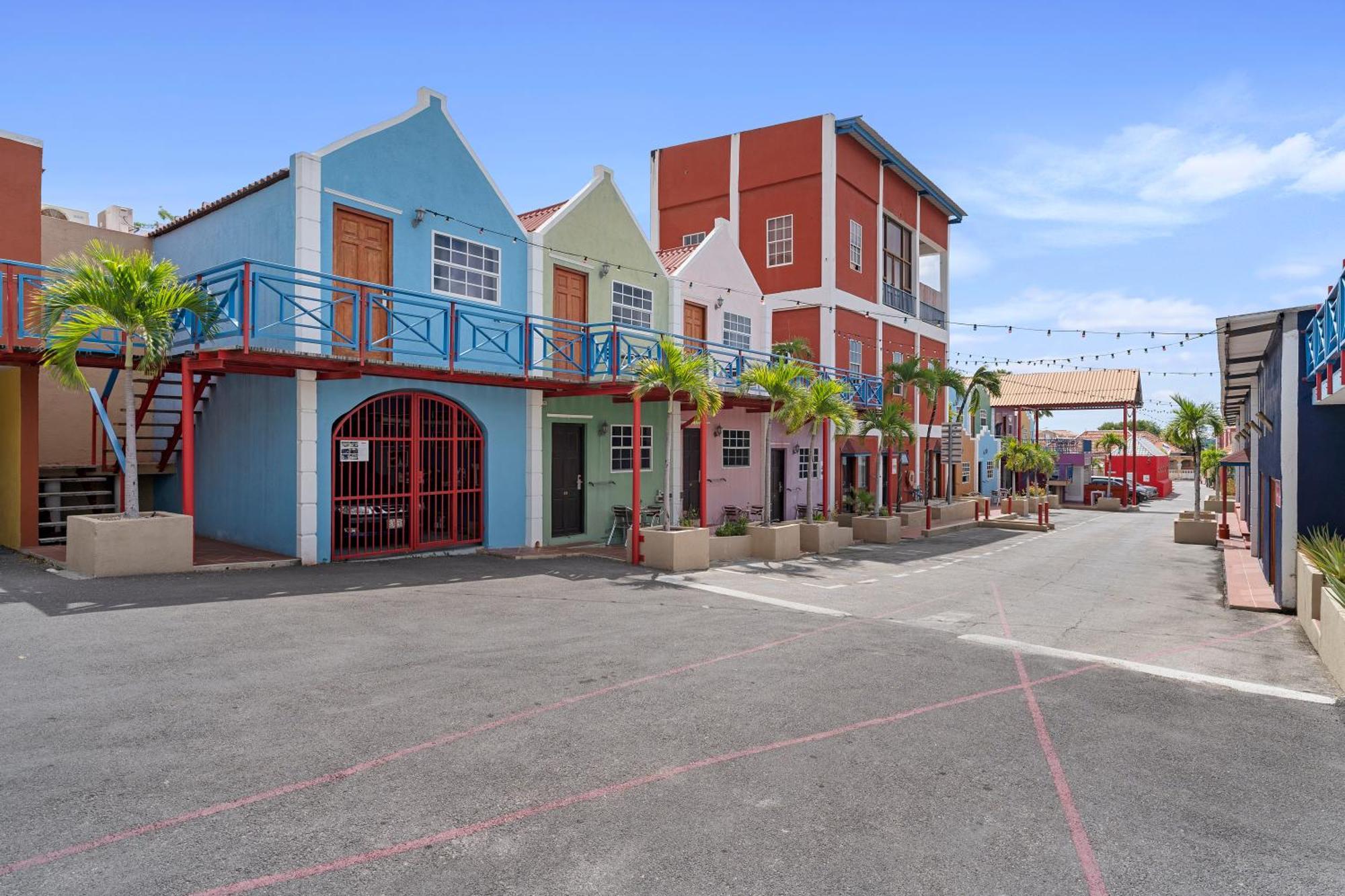 The Ritz Village (Adults Only) Вилемстад Екстериор снимка